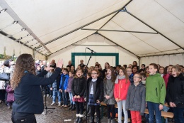 La Marseillaisse chantée par les élèves